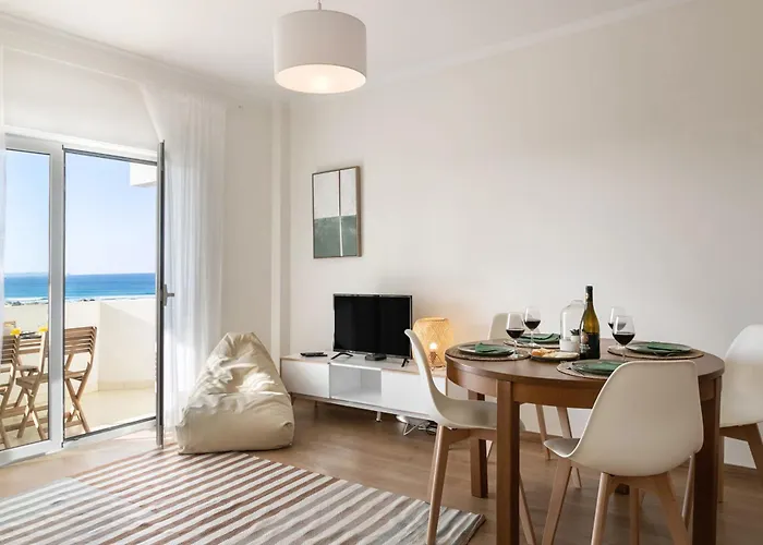 Baleal Beachfront Apartment Ferrel (Leiria)